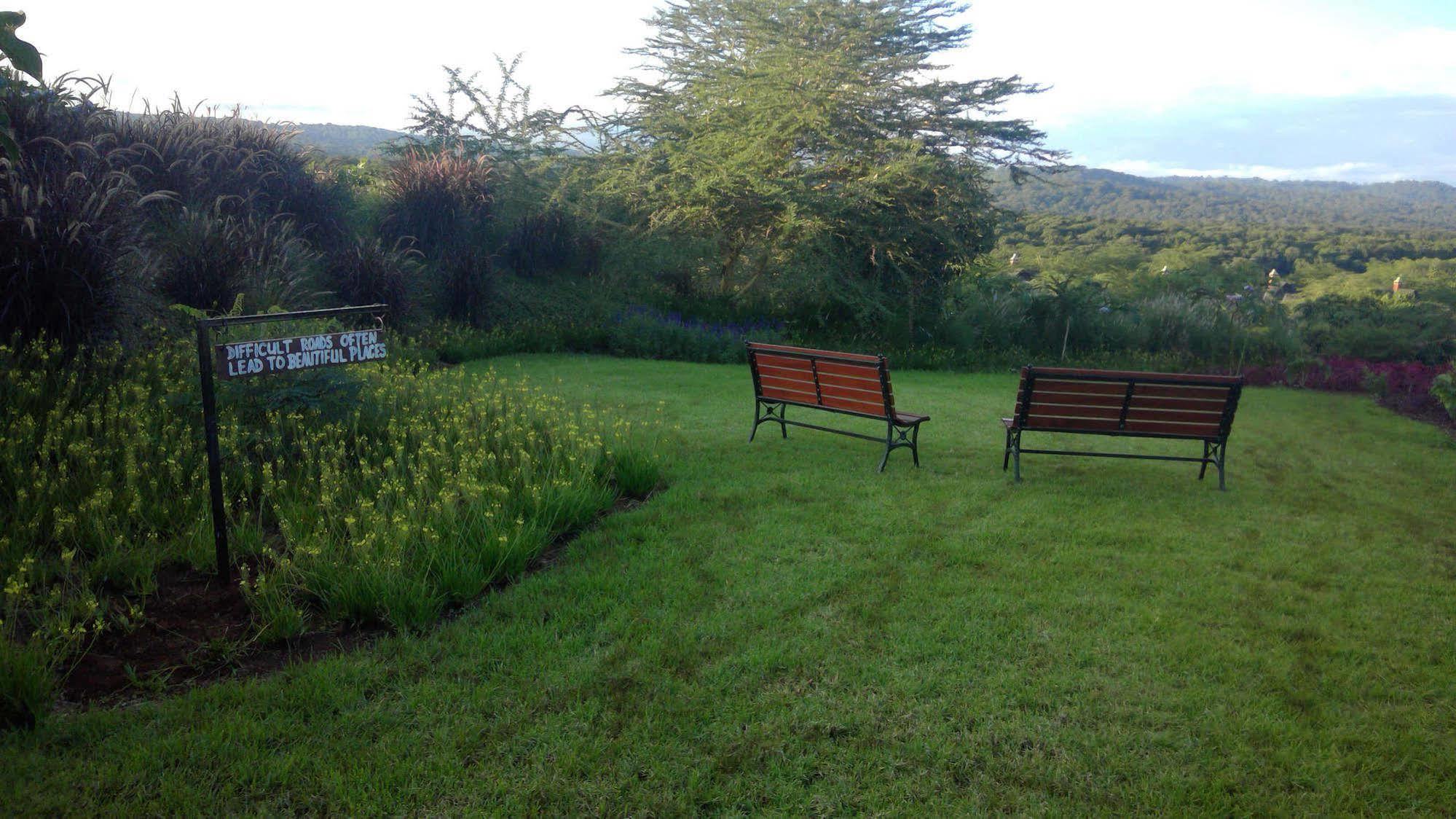 Вилла The Retreat At Ngorongoro Карату Экстерьер фото